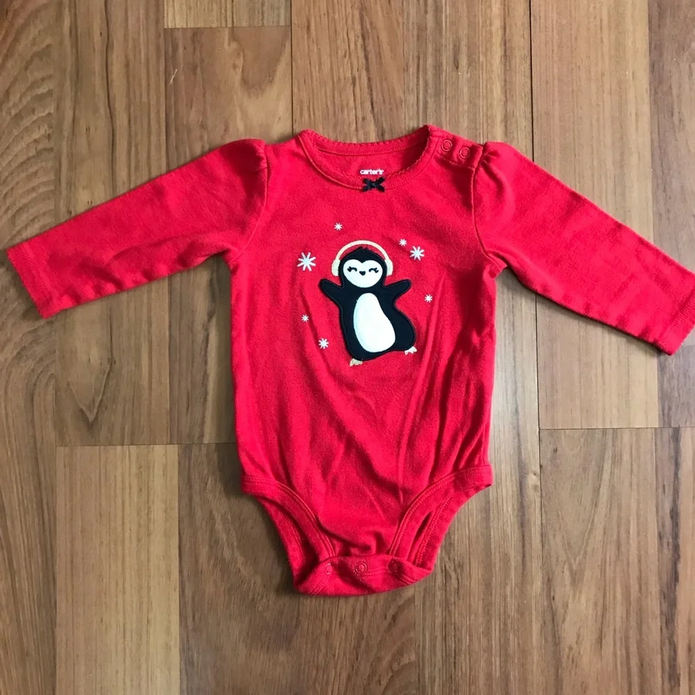Carter’s Baby Girl Bodysuit and Pant Set Size 6 Months